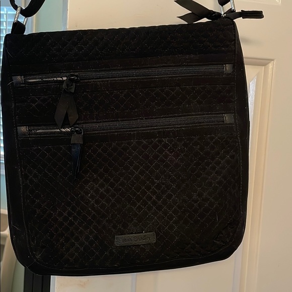 Vera Bradley cross body bag- black - Picture 3 of 6
